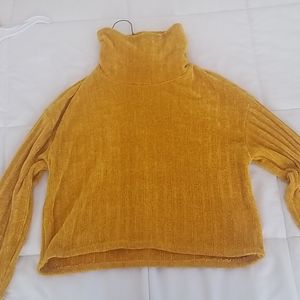 Turtle neck shirt